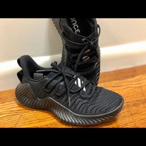 Adidas alphabounce